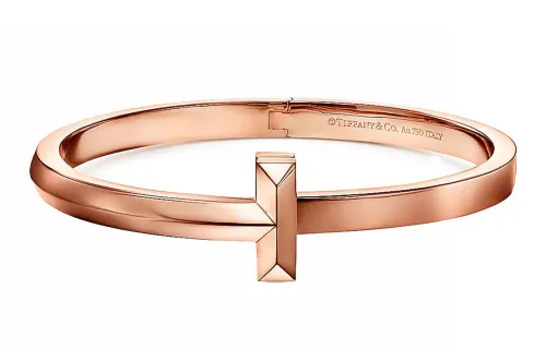 Tiffany & CO. Soleste diamond ring
