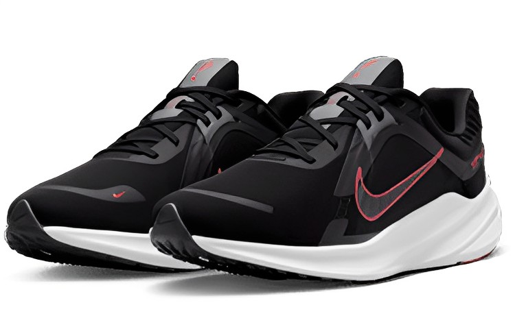 Nike Quest 5