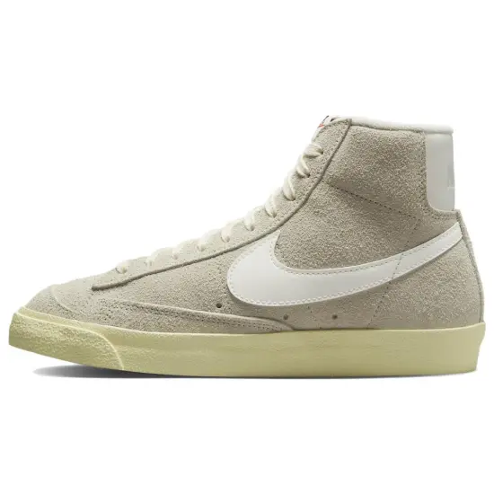 Nike Blazer Mid 77 Vintage Light Bone Alabaster Women's