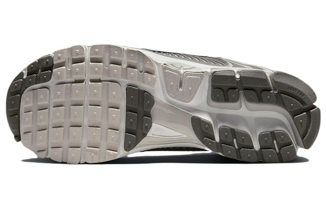 Nike Air Zoom Vomero 5 "Bone Beige"