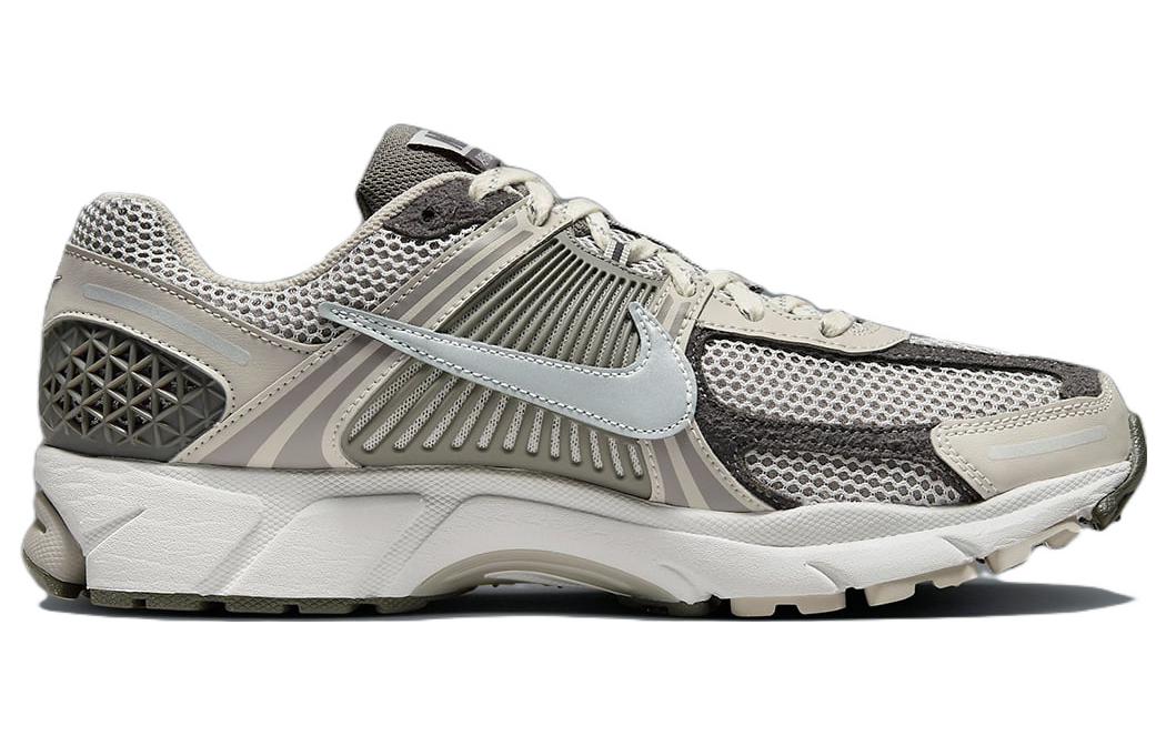 Nike Air Zoom Vomero 5 "Bone Beige"