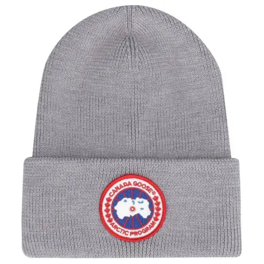 Canada Goose Arctic Disc ribbed-knit beanie