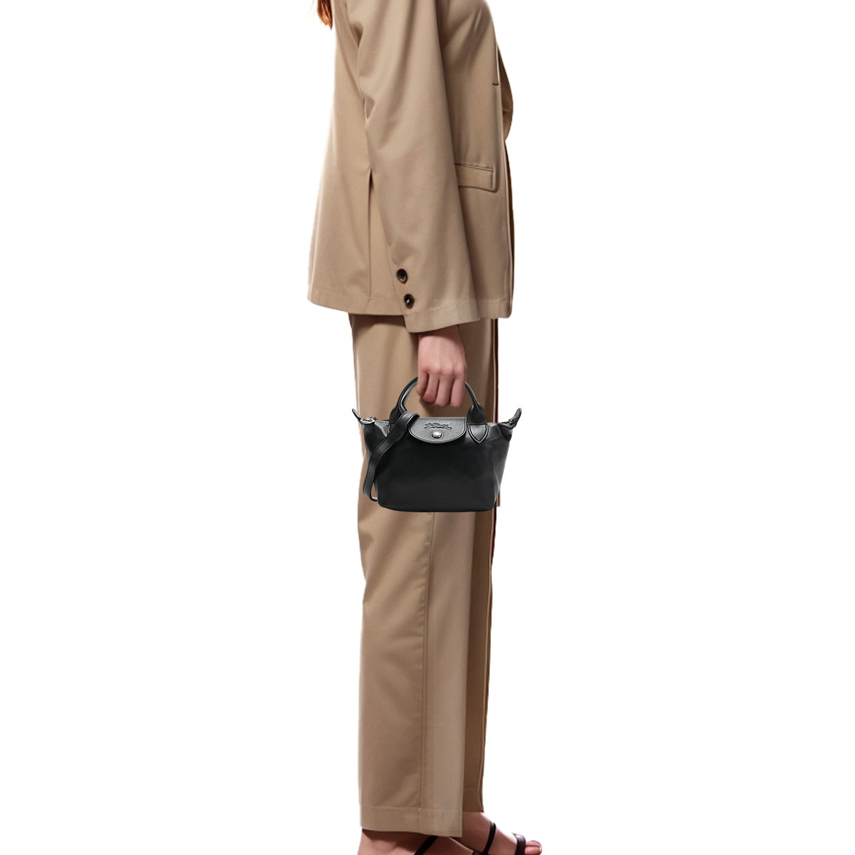 Женская сумка LONGCHAMP Le Pliage Cuir 17 (черная) — фото 6