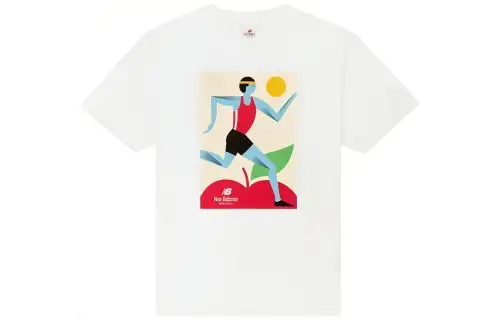 New Balance T Shirts Men's White Crew Neck Moderate Straight Fit
