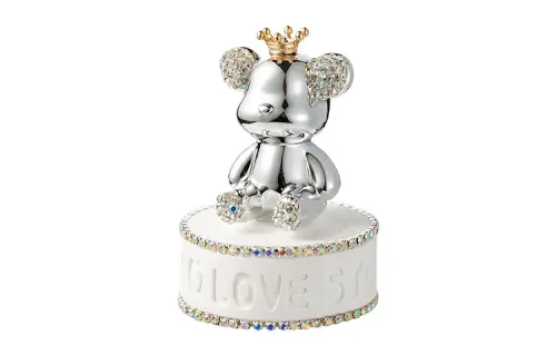 Sophisticated space cartoon perfume, universal aromatherapy, with little bears
