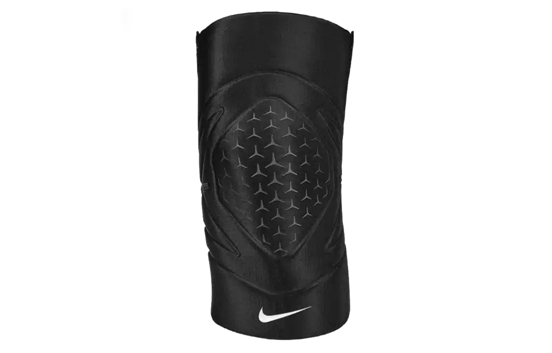 Наколенник Nike (черный)