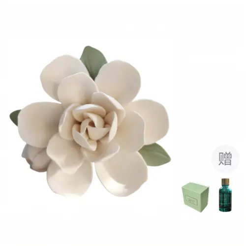 Designer INVENTOR car-mounted hand-made porcelain flower gardenia air outlet fragrance ornaments for girls, elegant and high-end decoration in the car, car perfume aromatherapy, universal for all models, ceramic gift box style