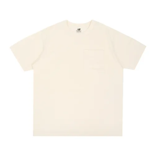 New Balance T Shirts Men's White Crew Neck Moderate Straight Fit