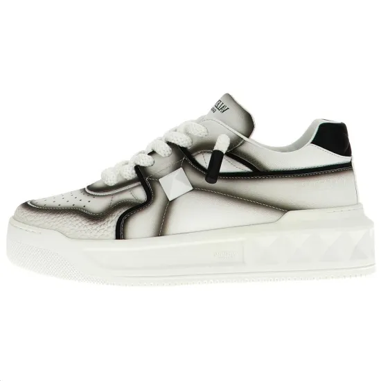 Valentino One Stud Skateboard Shoes Men Low-Top White