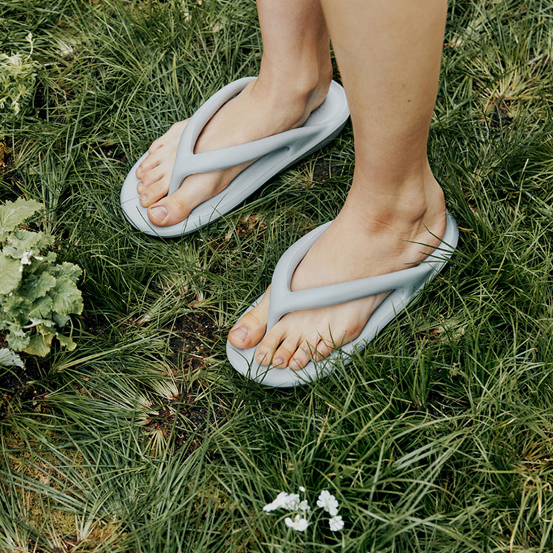 TAW&TOE Flip Flops Unisex Lime Gray