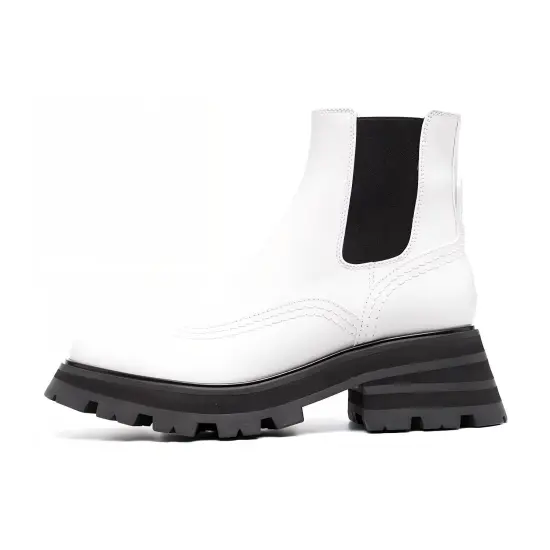 Alexander McQueen Wander Chelsea Boots White Black Women's