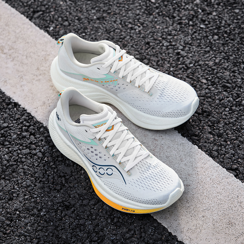 Saucony Low top Running Shoes Women's White