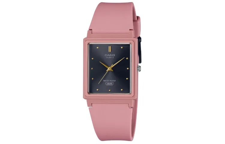 CASIO Women's Standard Series Black Watch MQ-38UC-4A