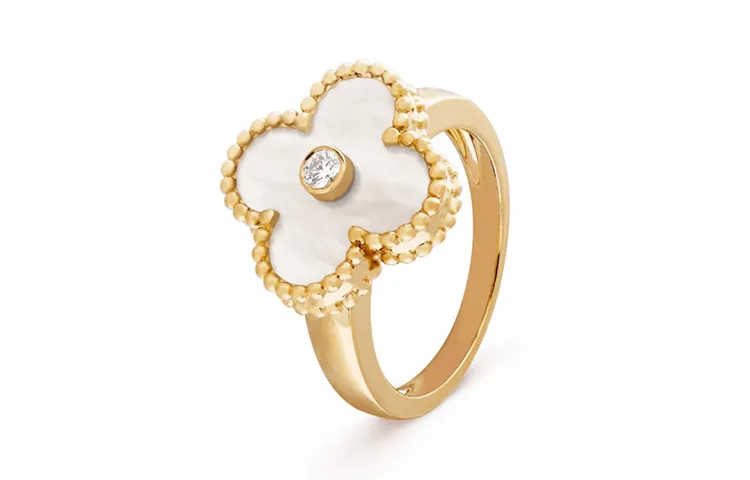 Van Cleef & Arpels 18K yellow gold Alhambra diamond ring