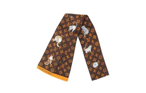 LOUIS VUITTON 2018 Printed Silk Scarf