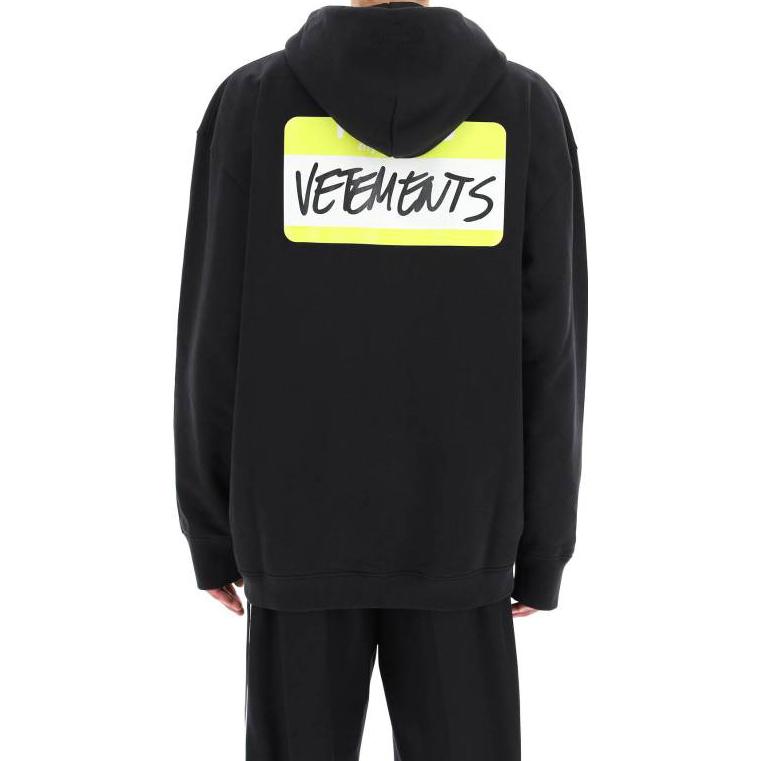 Vetements SS22 Logo