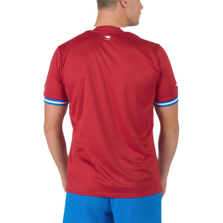 PUMA Soccer Jerseys Men’s Red Moderate
