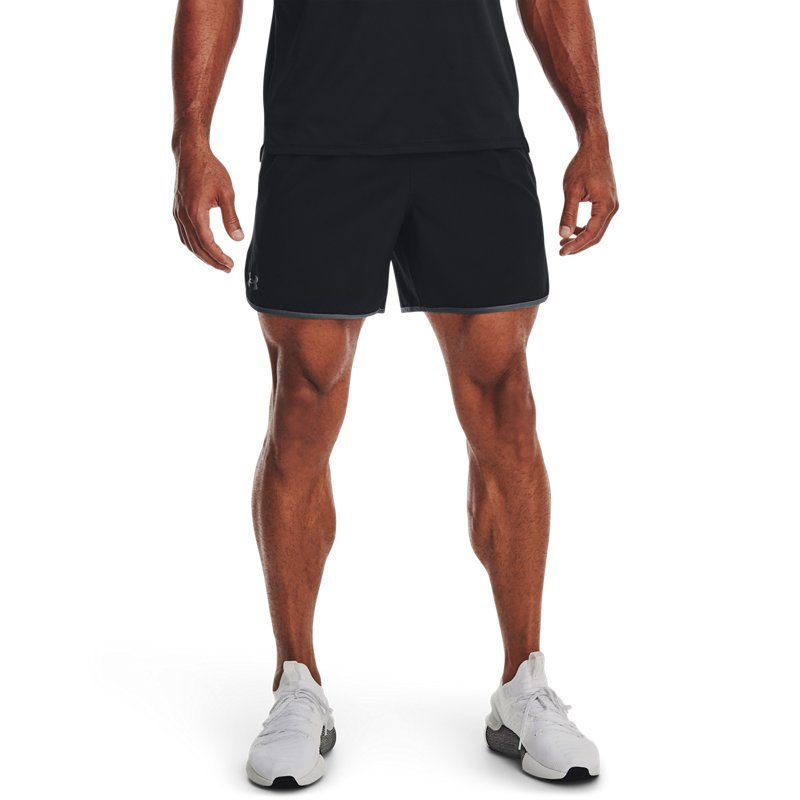 Under Armour Sports Shorts Men’s Black Moderate