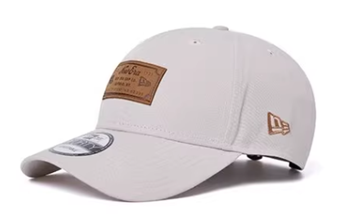 Кепка New Era с логотипом (бежевая)