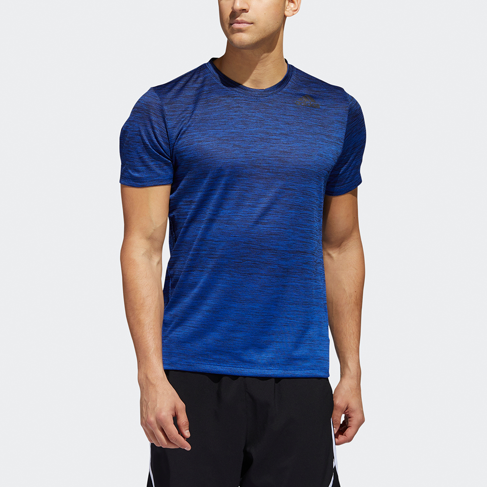 Мужская футболка adidas Gradient Tee (королевский синий) — фото 7