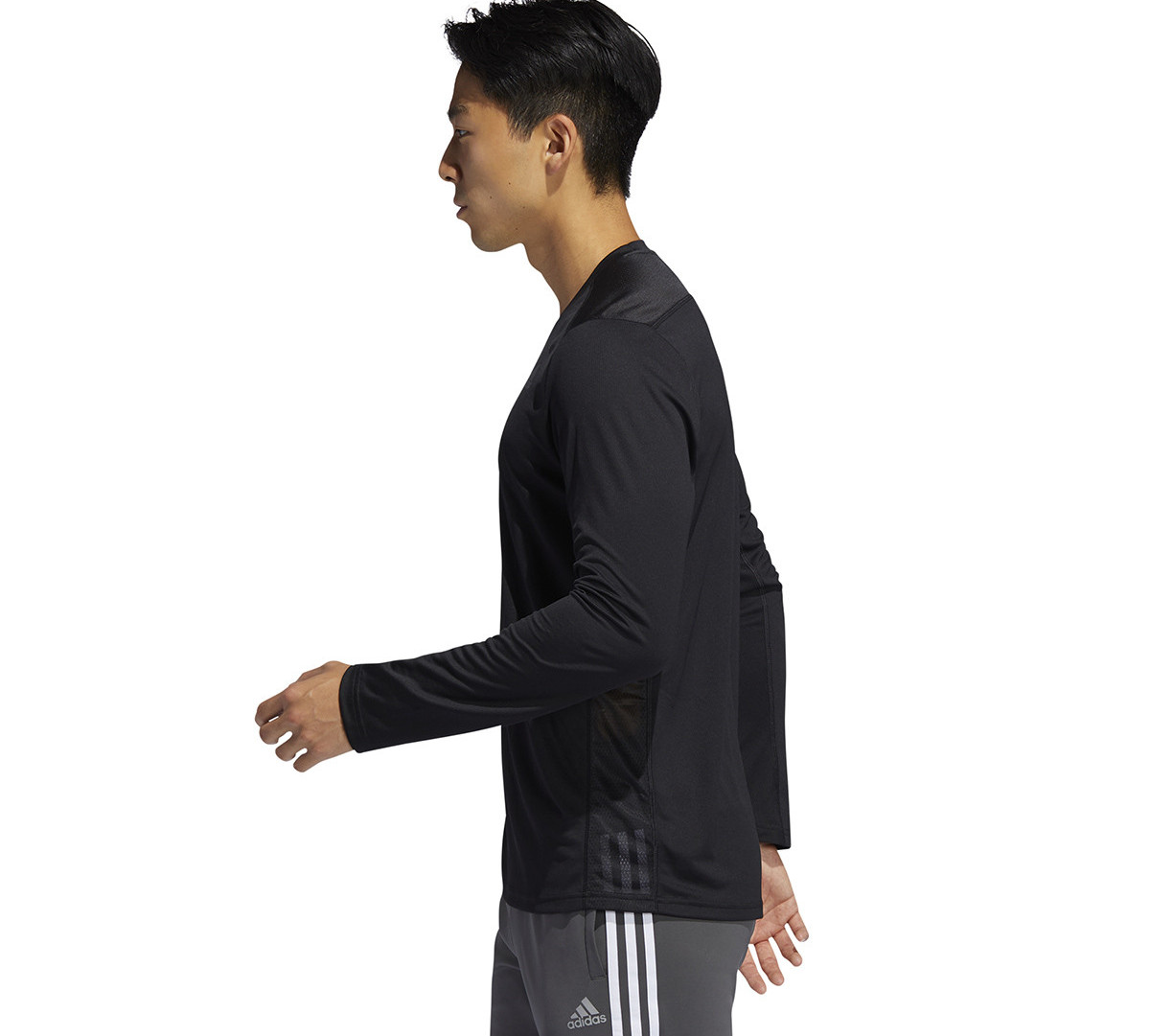 Мужская футболка adidas Own The Run (черная) — фото 4