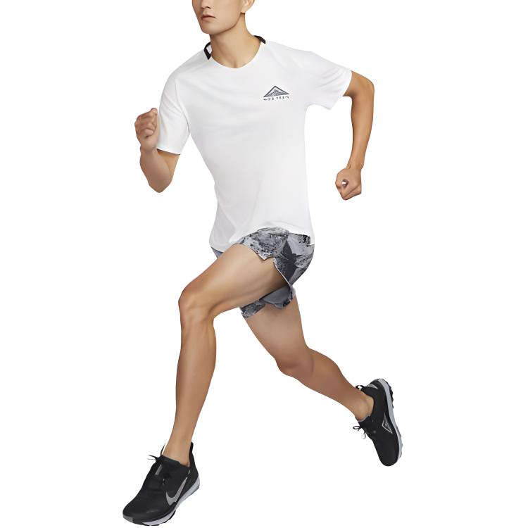 Nike Dri Fit TRAIL STRIDE Running Shorts Men’s Iron Gray