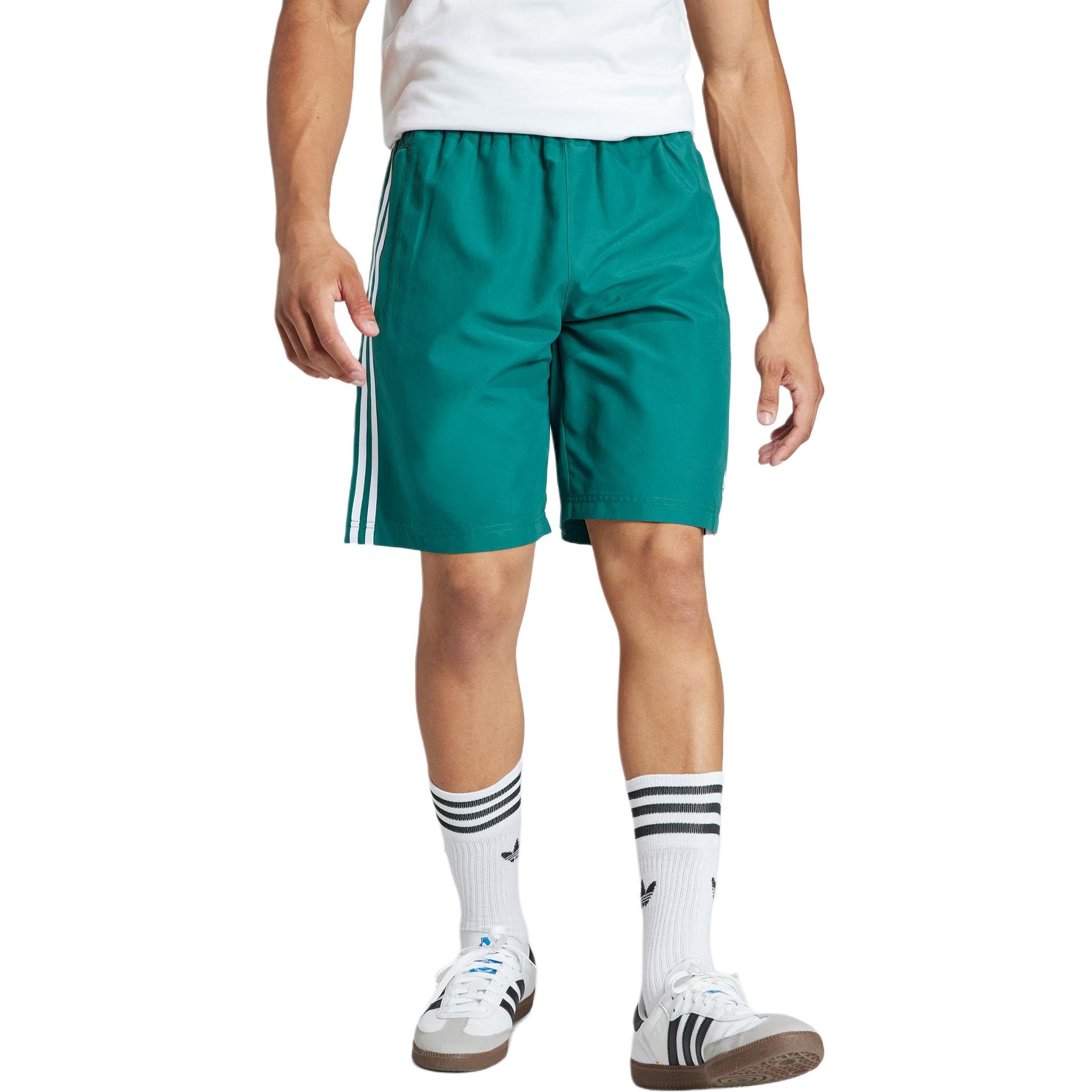 Adidas Originals Sports Shorts Men’s Forest Green Moderate