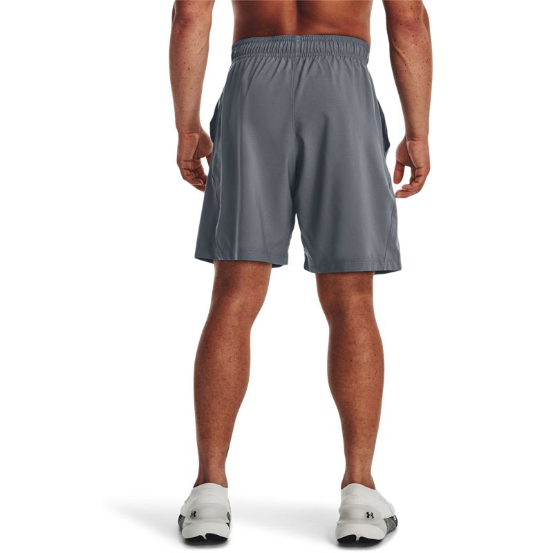Under Armour Sports Shorts Men’s Gray Moderate