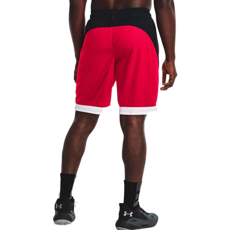 Under Armour Sports Shorts Men’s Red Moderate