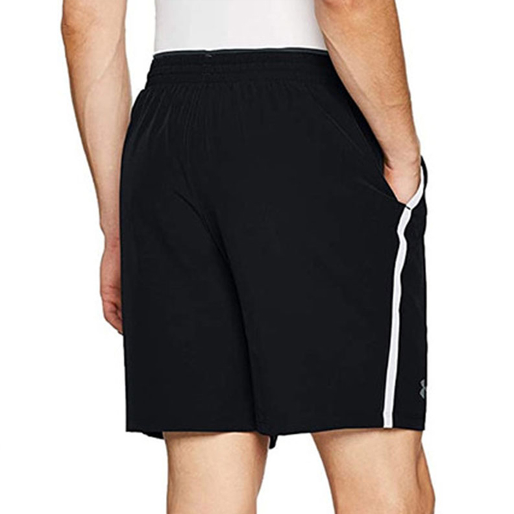 Under Armour Qualifier Loose Fit Shorts Men’s Black