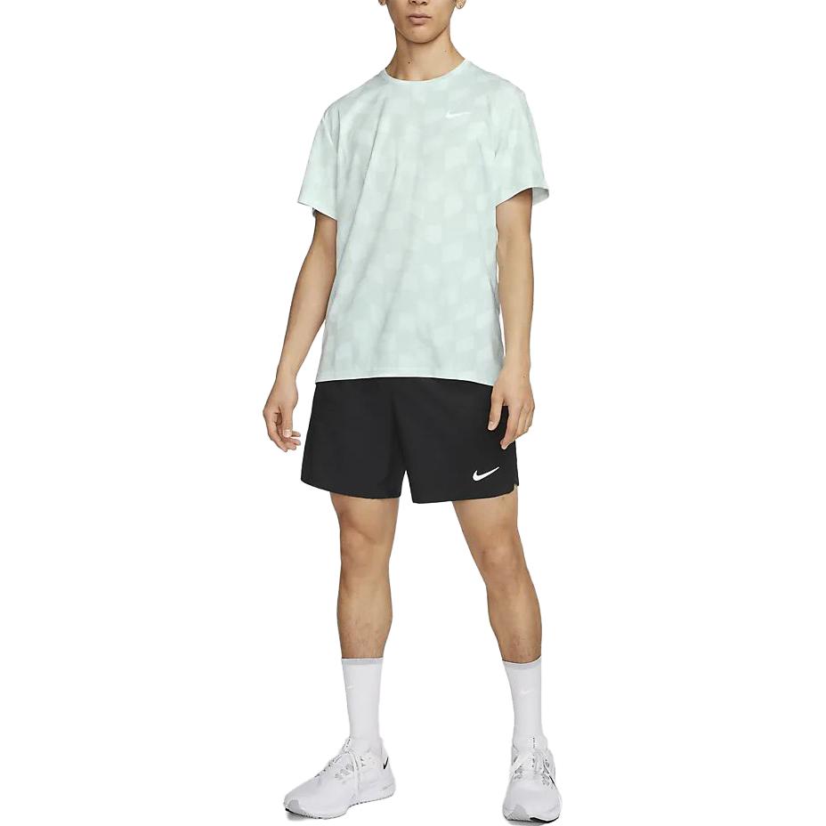 Nike Running T Shirt Men’s Light Green