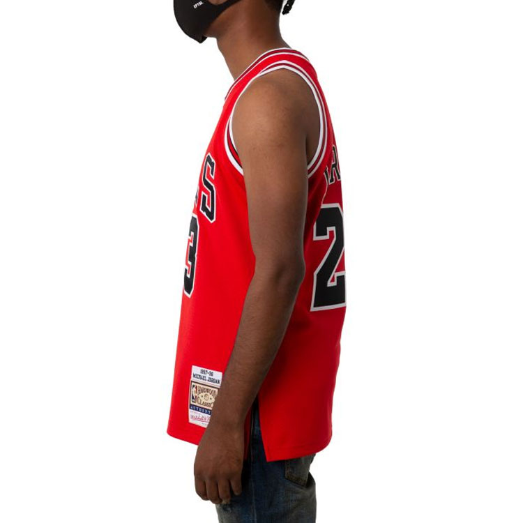 Mitchell & Ness Michael Jordan Chicago Bulls 1997 98 Authentic Jersey