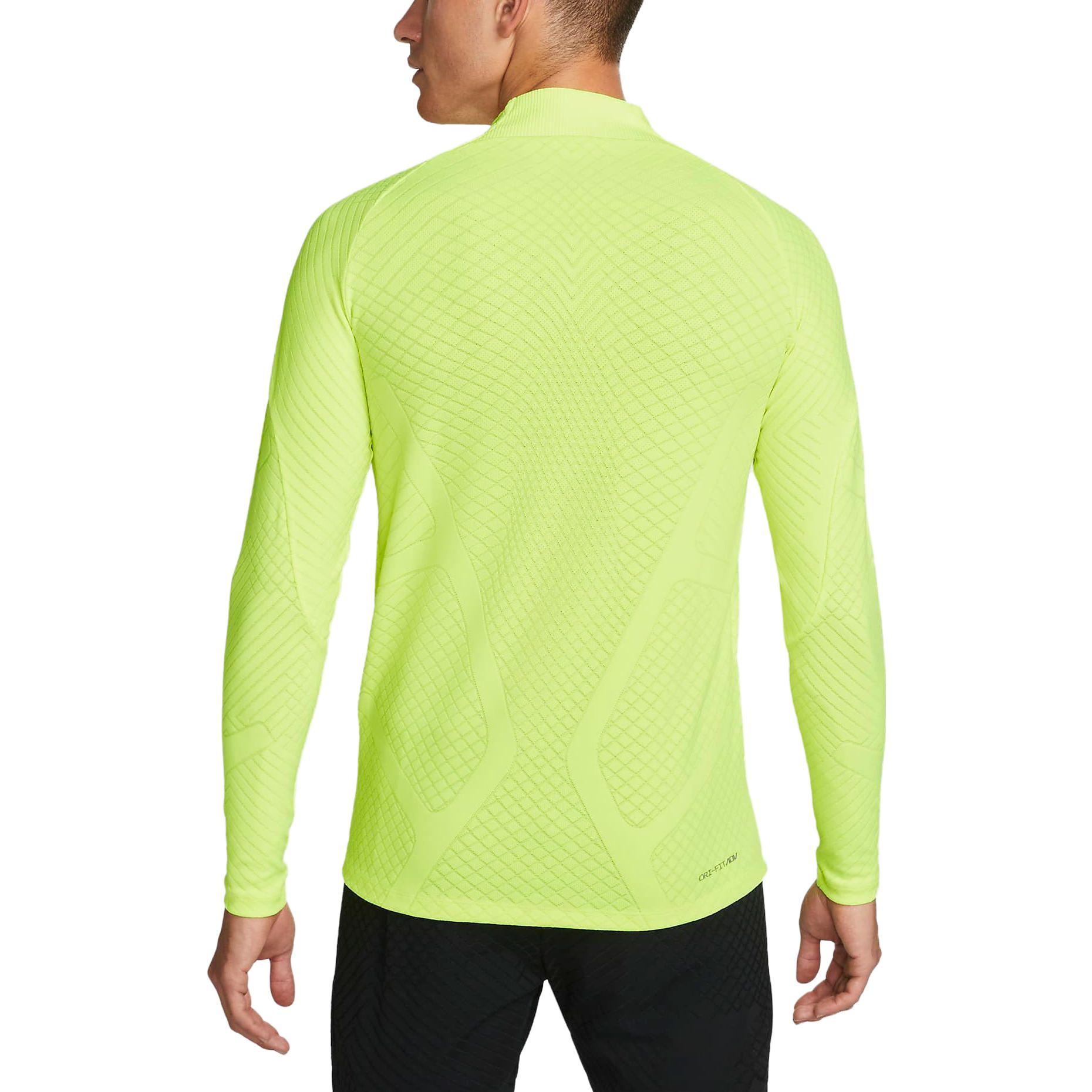 Nike Soccer Jerseys Men’s Neon Moderate Straight Fit