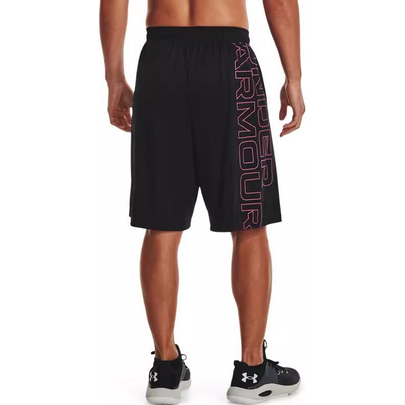 Under Armour Sports Shorts Men’s Black Moderate