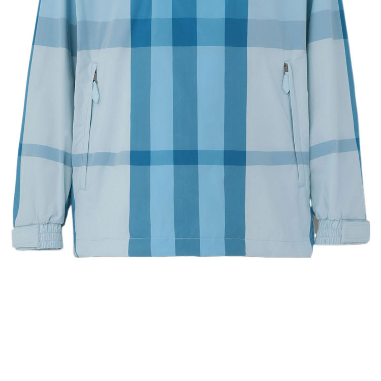 Burberry SS22   