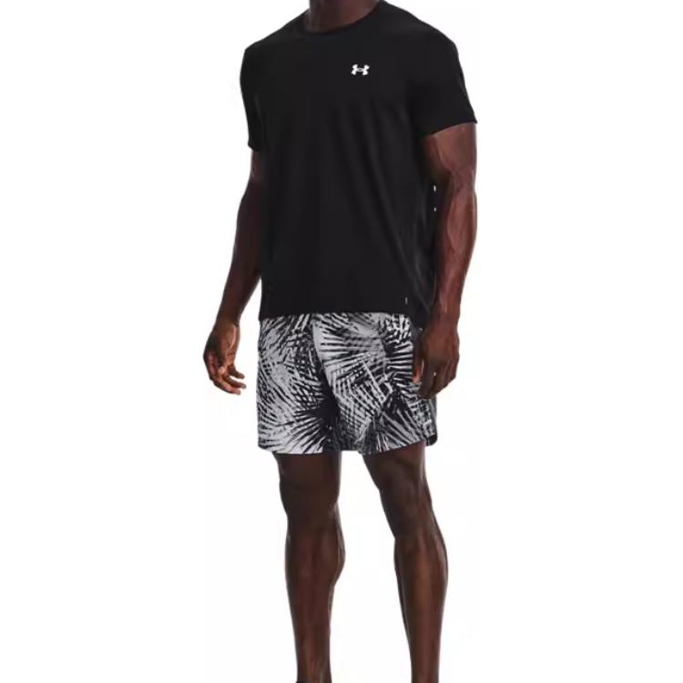 Under Armour Sports Shorts Men’s Gray Moderate