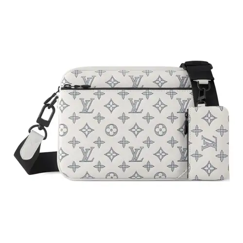 LOUIS VUITTON M69443 Trio Messenger