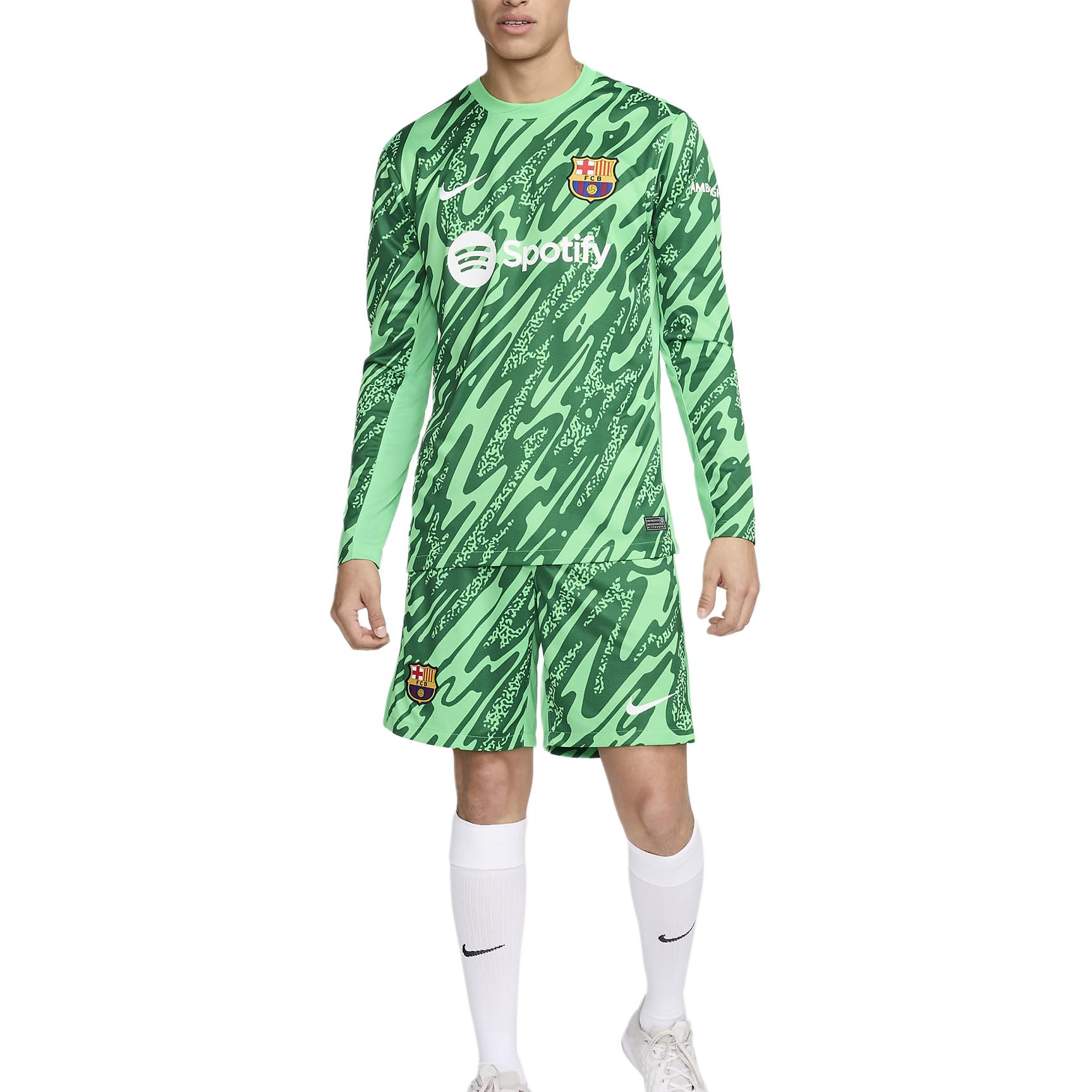 Nike Fc Barcelona 2024/25 Stadium Goalkeeper Men’s Nike Soccer Replica Long-Sleeve Jersey
