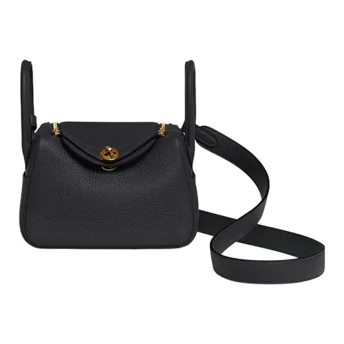 HERMES Lindy Taurillon Clemence Cow Leather Crossbody Handbag 19 Women's 3Y Caban Navy Blue