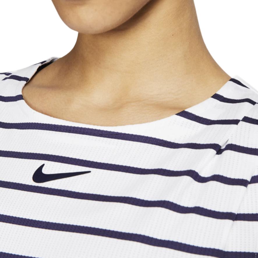 Nike Tennis Tops Women’s White Blue Crew Neck Moderate