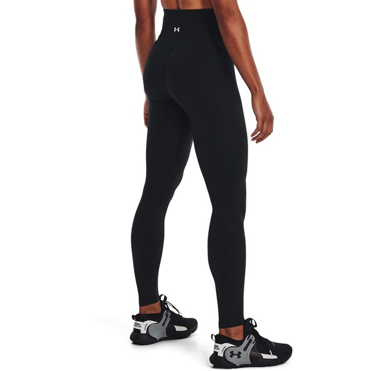 Under Armour Sports Pants Women’s Black Moderate