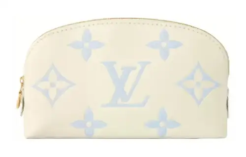 LOUIS VUITTON Pochette Cosmétique Pm