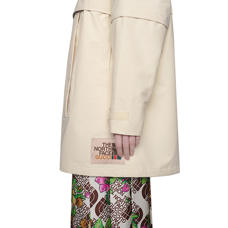 Женская куртка Gucci x THE NORTH FACE Windbreaker (белая) — фото 5