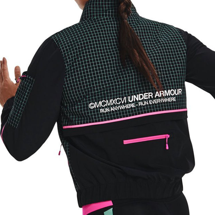 Женская куртка Under Armour Under Armour (черная) — фото 4