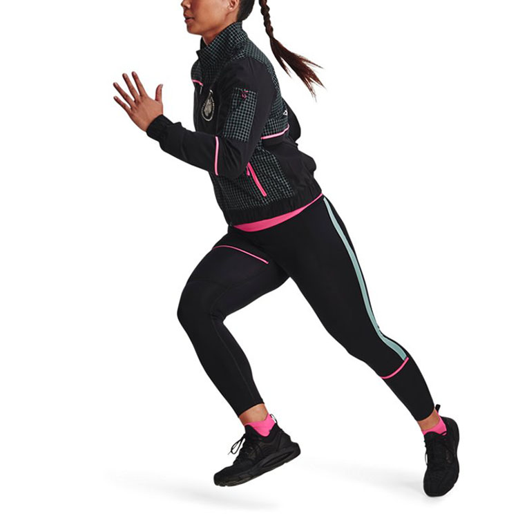Женская куртка Under Armour Under Armour (черная) — фото 5