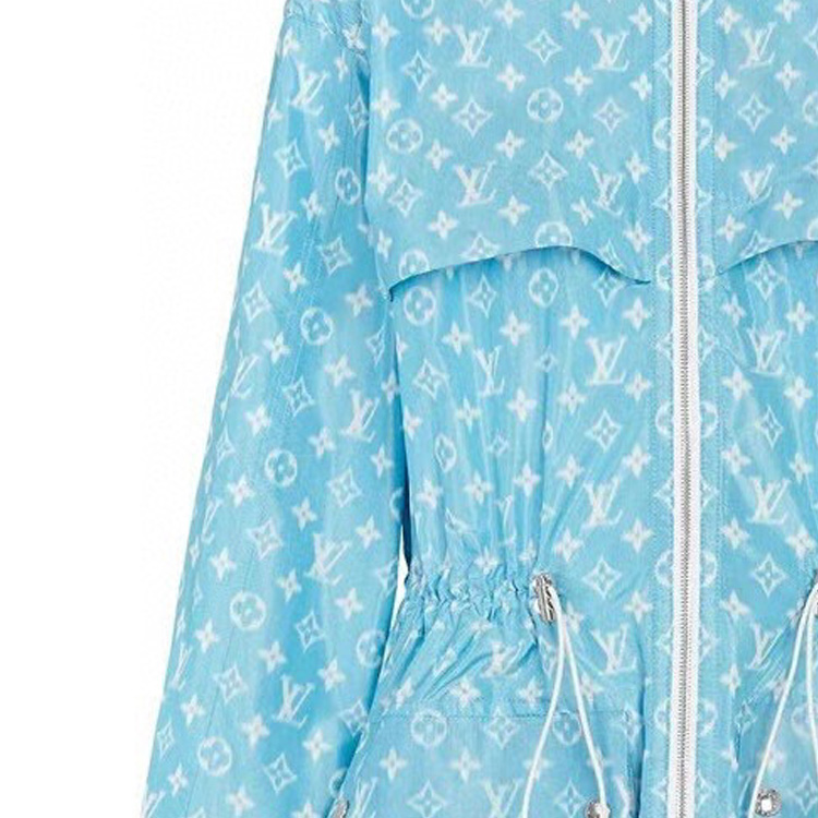 Женская куртка Louis Vuitton SS23 Logo (голубая) — фото 5