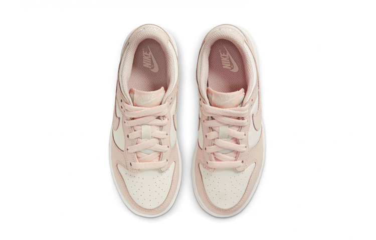 Nike Dunk orange pearl