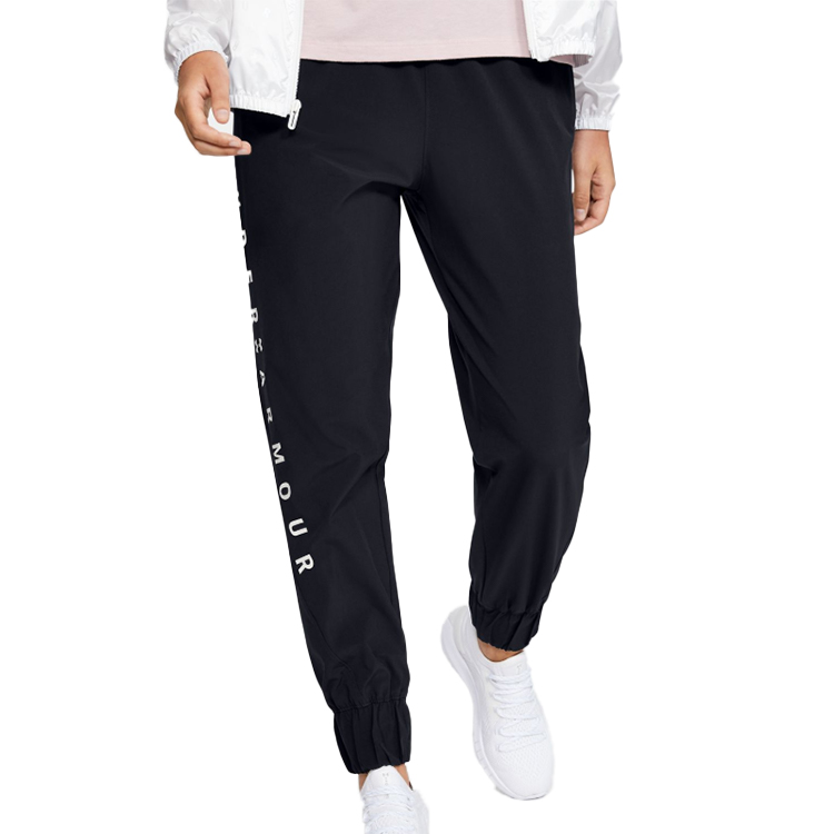 Under Armour Sports Pants Women’s Black Moderate
