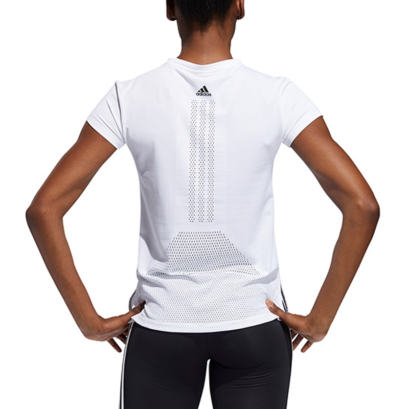 Женская футболка adidas Engineered Tee (белая) — фото 4