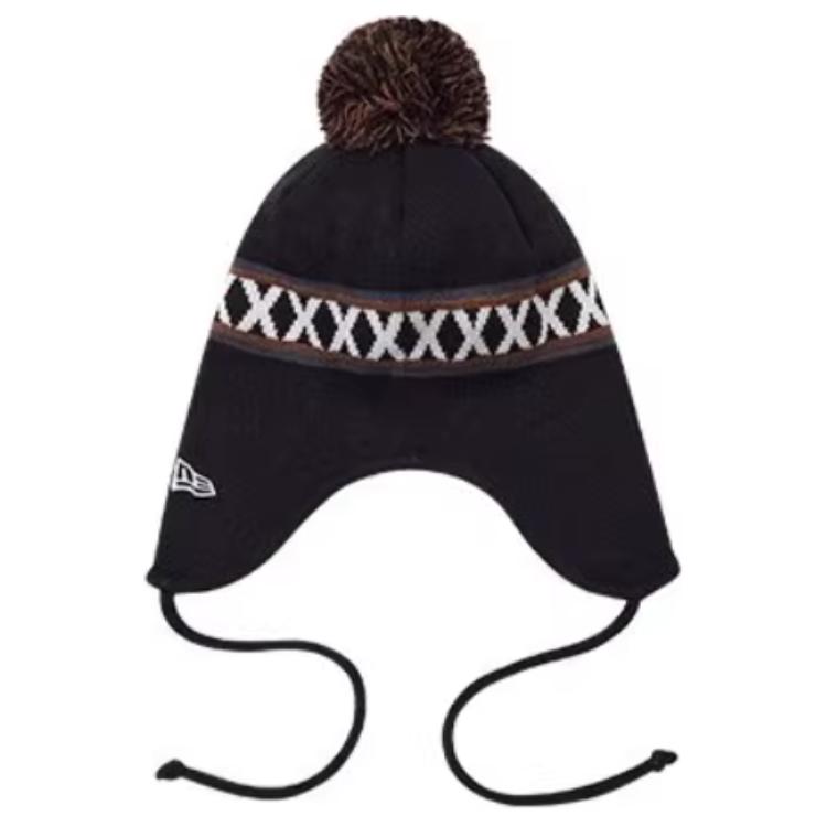 Шапка New Era Knit Alphabet (черная)